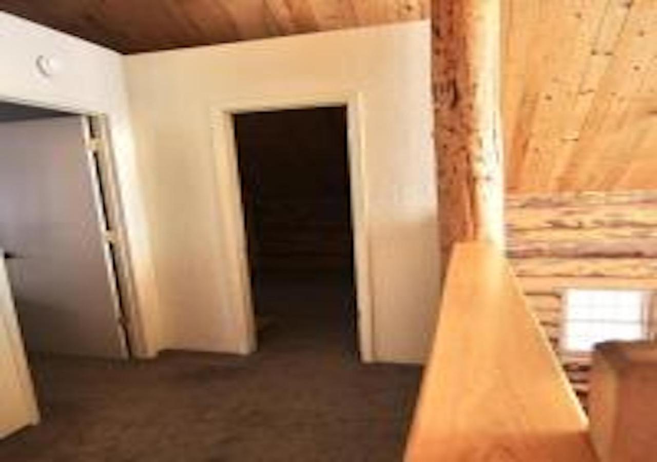 Villa Log Haven In Blanding Esterno foto